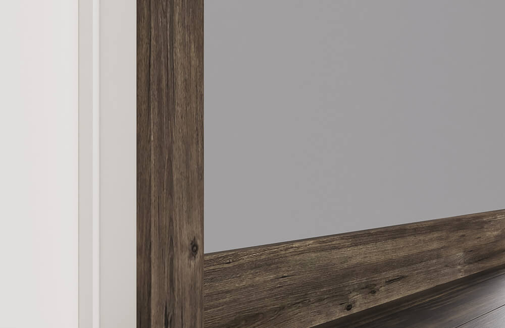 Dakota Moulding Scene